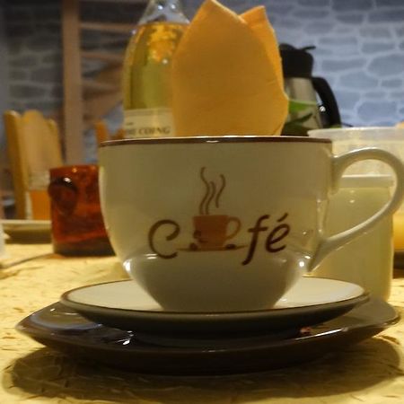Bed and Breakfast Les Glycines Cheyssieu Екстер'єр фото