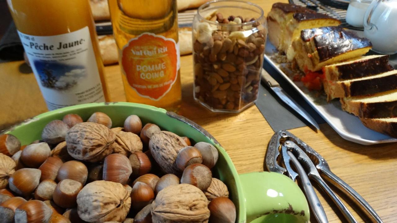 Bed and Breakfast Les Glycines Cheyssieu Екстер'єр фото