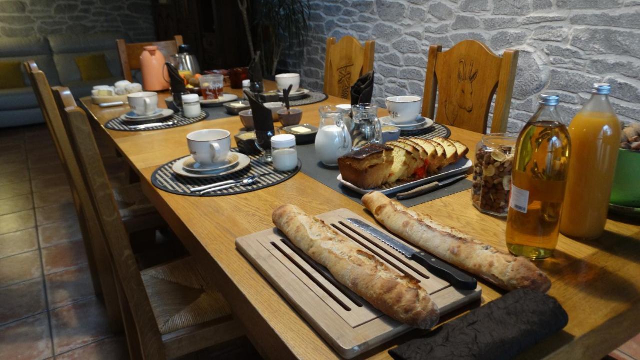 Bed and Breakfast Les Glycines Cheyssieu Екстер'єр фото