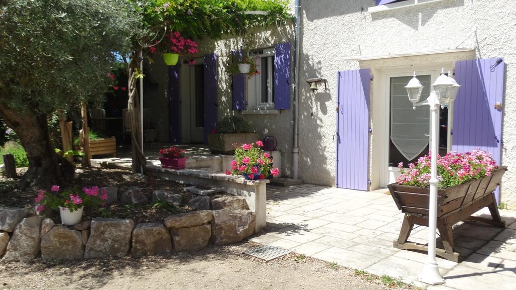 Bed and Breakfast Les Glycines Cheyssieu Екстер'єр фото