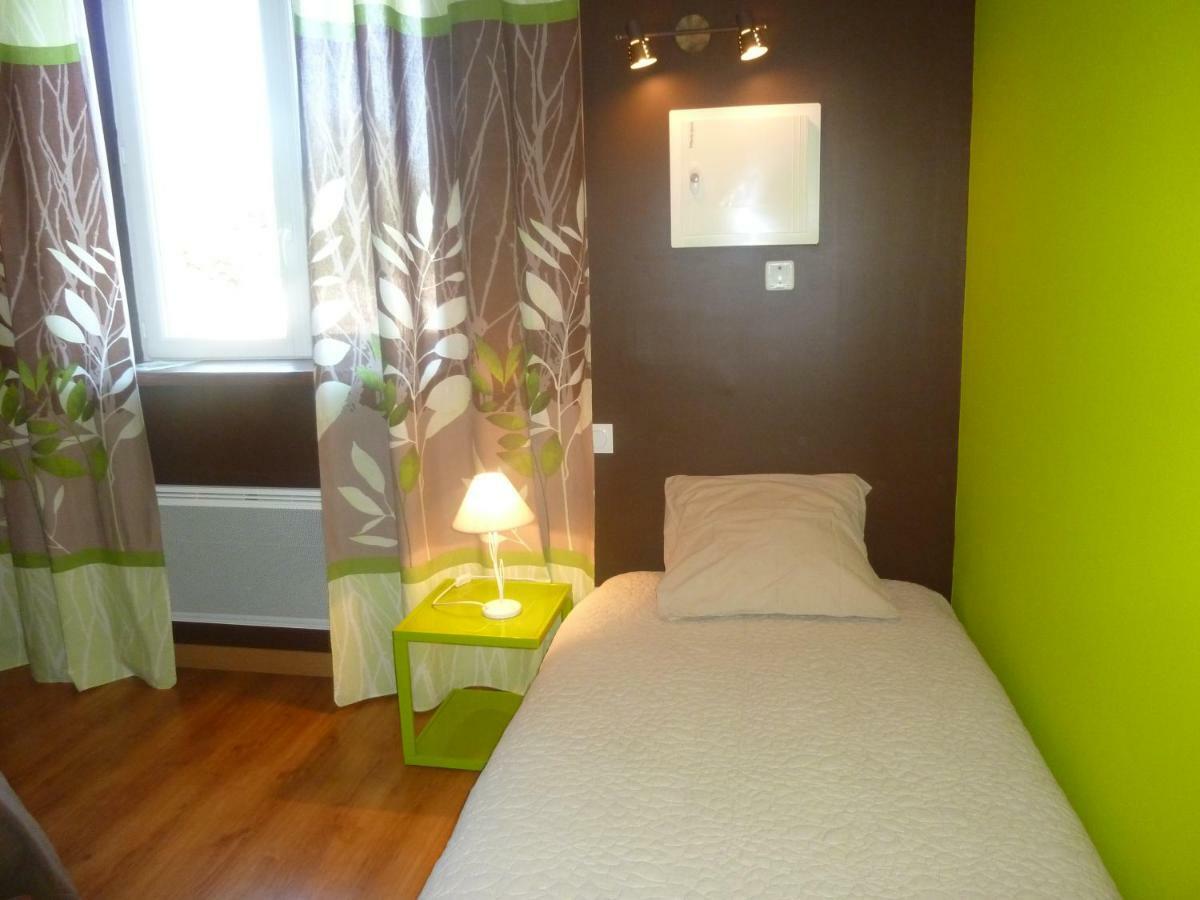 Bed and Breakfast Les Glycines Cheyssieu Номер фото